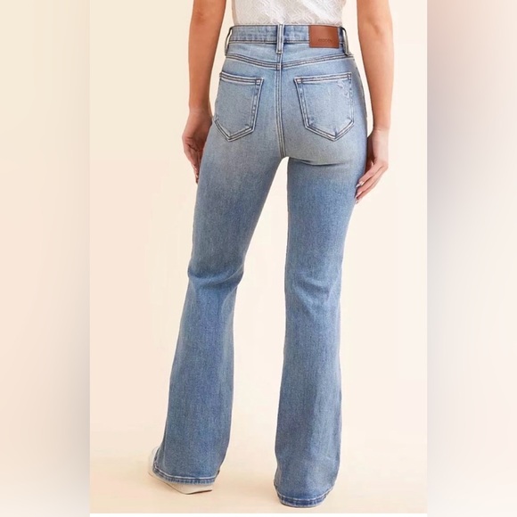 NWOT Buckle Hidden Jeans Happi High Rise Flare Stretch Jean - Picture 3 of 15